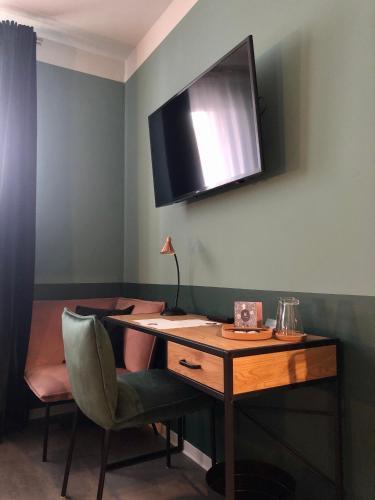 Hostal Pension Mariposa - Design Chambers