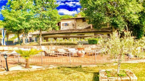 Spoleto By The Pool : Whole Villa - Sleeps 24