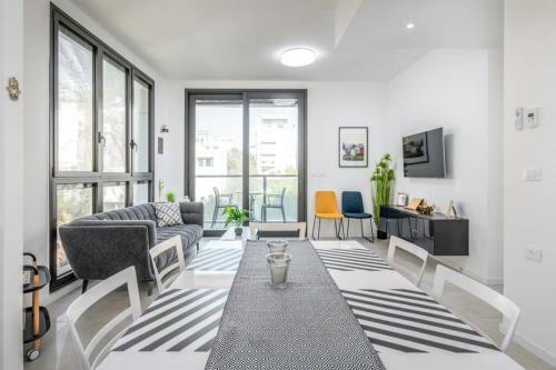 Apartamento Kerem Hateimanim Area-3 Br With Balcony