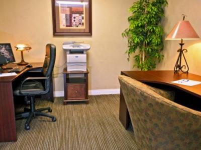 Hotel Shilo Inn Suites