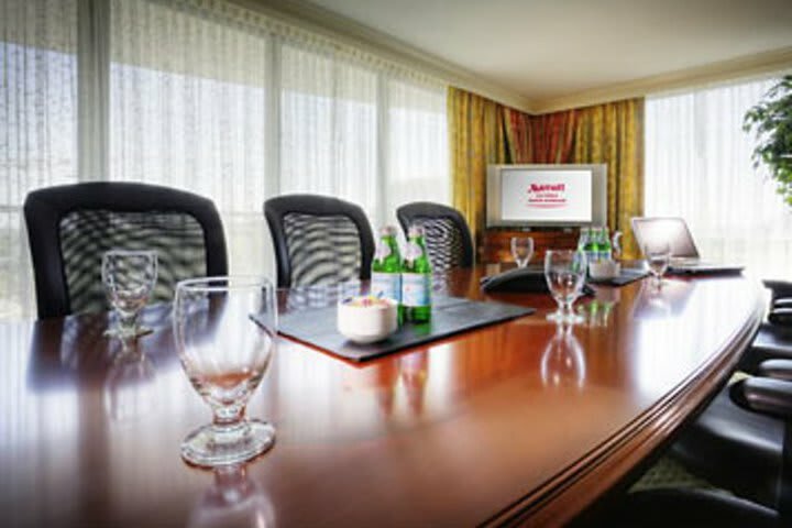 Hotel Victoria Marriott Inner Harbour