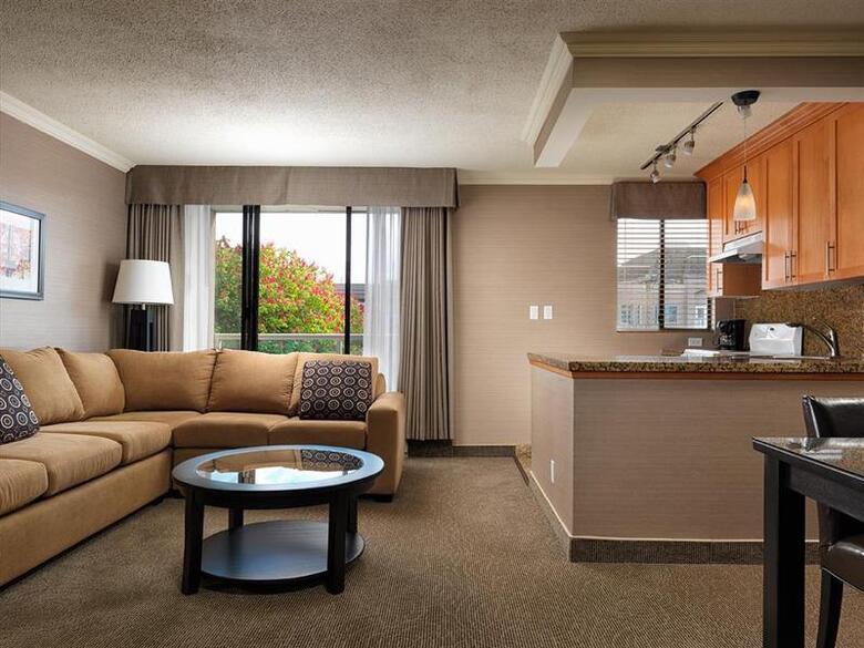 Hotel Best Western Plus Inner Harbour
