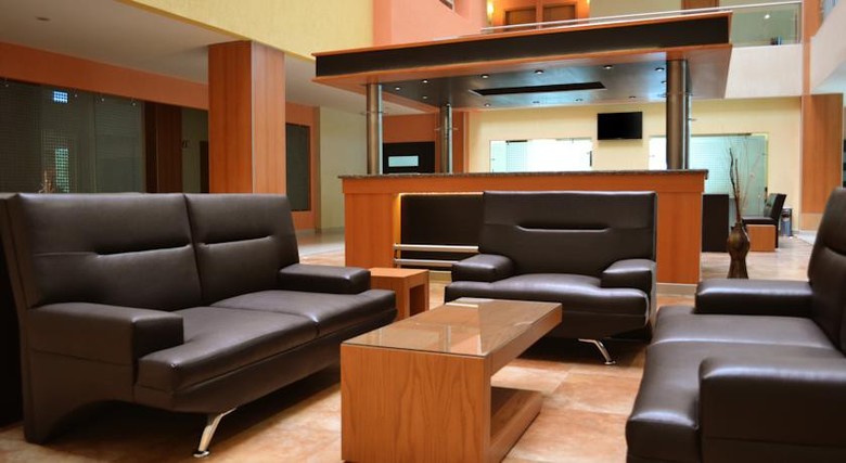 Hostalia Hotel Expo & Business Class