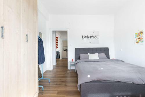 Artistic Downtown Vibe Apartment In Tel Aviv Florentin