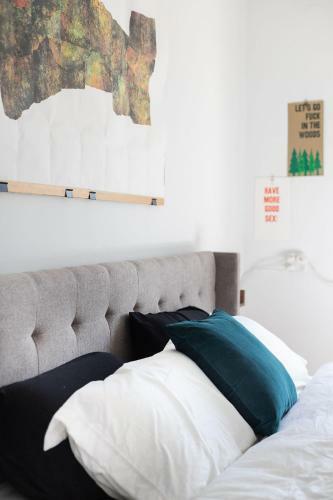 Artistic Downtown Vibe Apartment In Tel Aviv Florentin