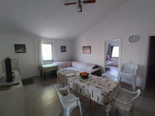 Elena House Castelluccio