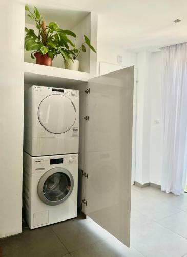 Apartamento Hayarkon Beach House! Duplex Penthouse