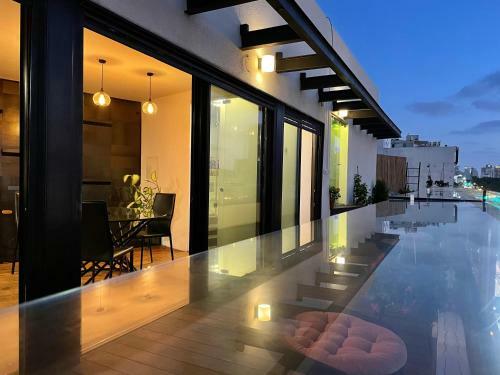 Apartamento Hayarkon Beach House! Duplex Penthouse