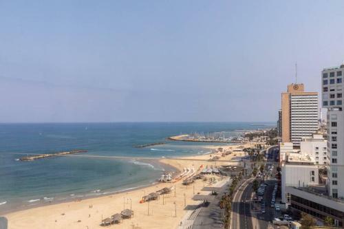 Apartamento Luxury Sea View 2br + Balcony & Pool - Berrystays