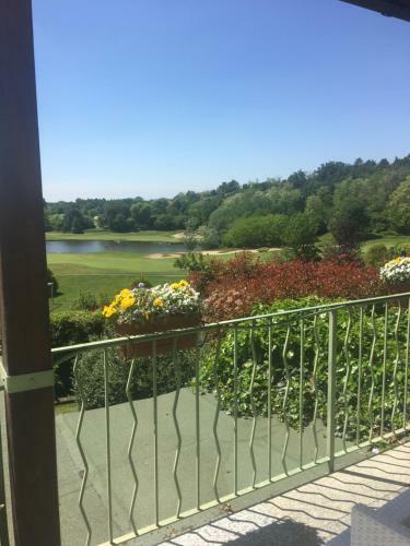 Apartamento Appartamento Bogogno Golf Resort