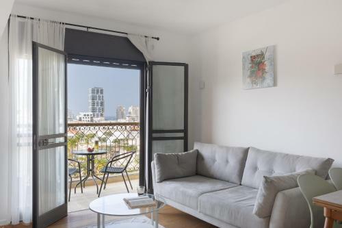 Boutique Two-bedroom Apartment On Nahalat Binyamin