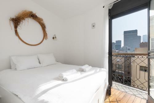 Boutique Two-bedroom Apartment On Nahalat Binyamin