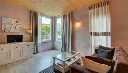 Agroturismo La Rosa Gialla B&B - Apartments