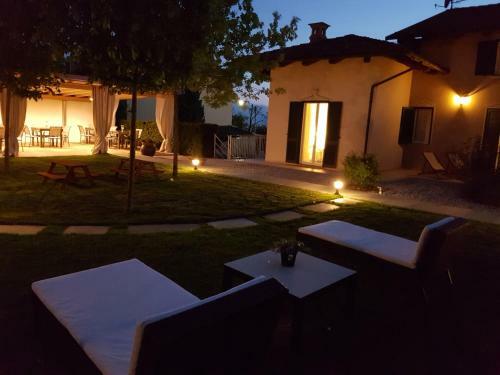 Agroturismo La Rosa Gialla B&B - Apartments