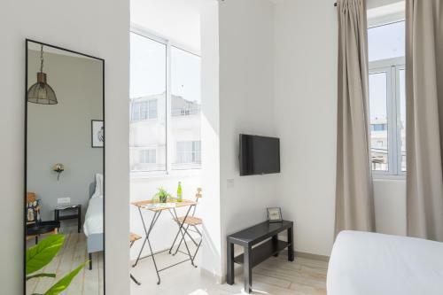 Apartamento Carmel Market Designed Studio With Balcony