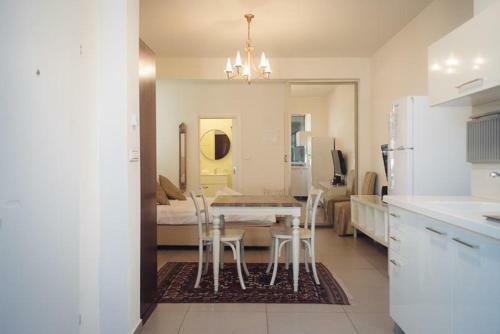 Dizi 242 - By Beach Apartments Tlv