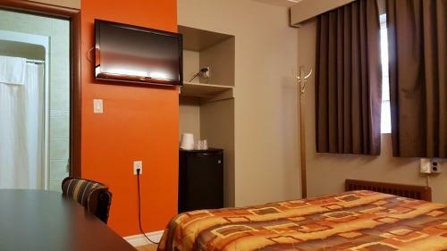 Bed & Breakfast Budget Inn 2000