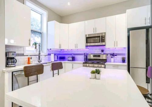 Villa Modern Cali-style 4 Bdrm House