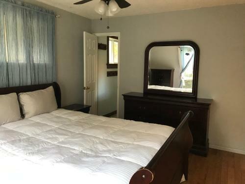 Villa Secluded Charming Cottage 2 Minutes From Lake