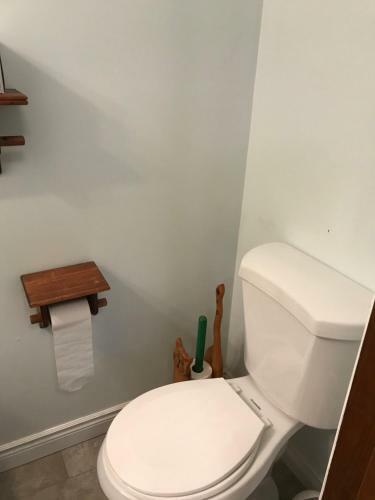 Villa Secluded Charming Cottage 2 Minutes From Lake