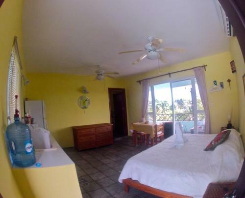 Hotel Sea Hawk Suites