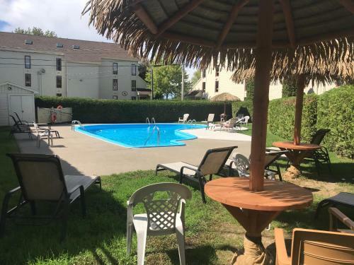 Apartamento Studio Magog-orford Sauna Jacuzzi Piscine