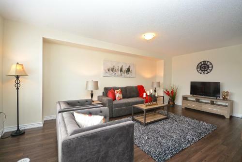 Townhome Collection By Royal Stays - Milton On