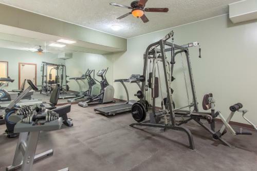 Hotel Econolodge Inn And Suites