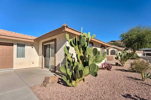 Spacious Parker Home With On-site River Access!