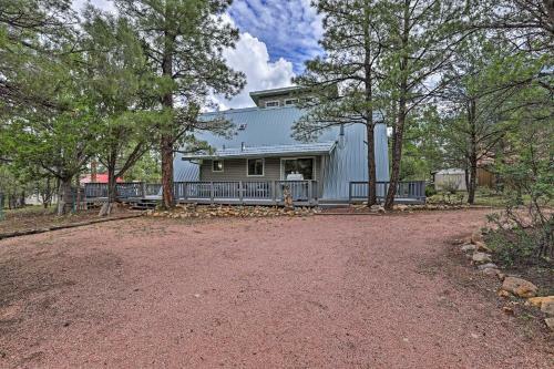 Overgaard Cabin With Hot Tub, Fire Pit And Deck!