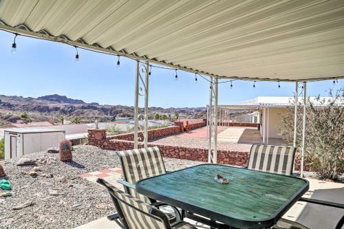Sun-dappled Az Abode With River And Mtn Views!