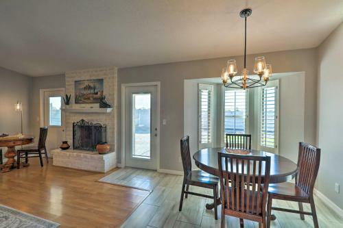 Family-friendly Peoria Home With Private Pool!