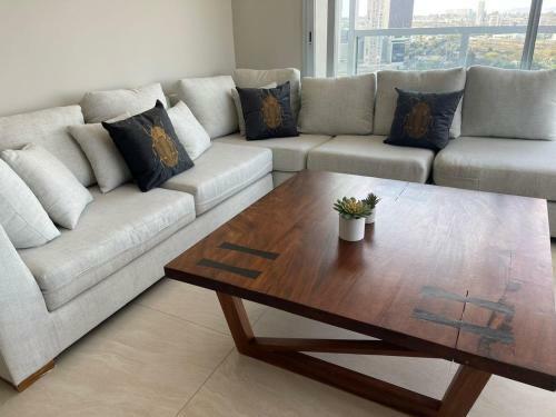 Apartamento Zona Andares De Lujo