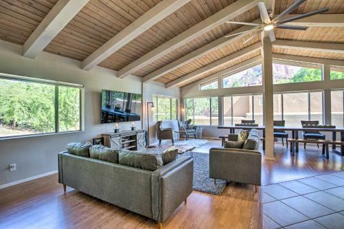 Spacious Sedona Hideaway With Furnished Patio!