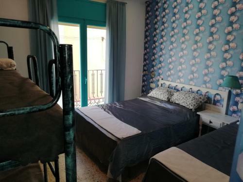 Hostal Can Pau Guesthouse