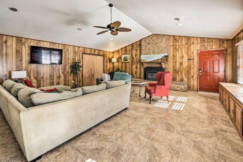 Recently Renovated Luxurious Relaxing Retreat