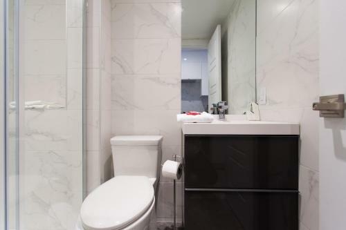 Apartamento Studio Palms Steps From Jeantalon Market Full Bath By Den Stays