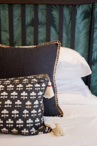 Apartamento Studio Palms Steps From Jeantalon Market Full Bath By Den Stays
