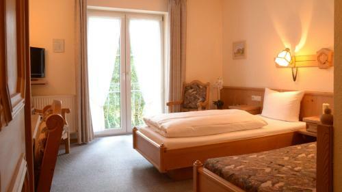 Hostal Waldhotel Twiehaus Garni