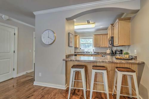 Charming Springdale Townhome About 5 Mi To Dtwn!