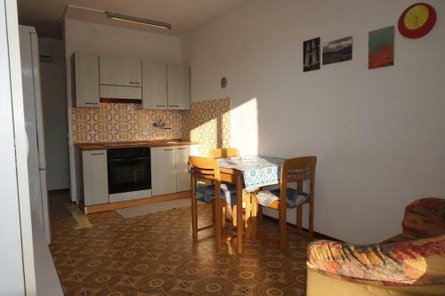 Beautiful Three-room Apartment For 6 People A C
