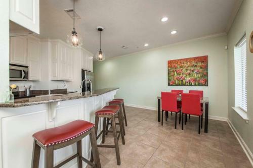 Apartamento Unique, Lakefront Corner Condo With 2 En Suite Brs