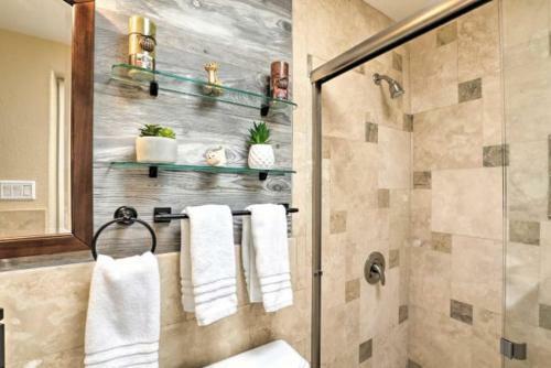 Luxury Tucson Home With Game Room And Spa Master Retreat