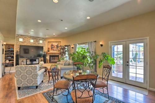 Luxury Tucson Home With Game Room And Spa Master Retreat