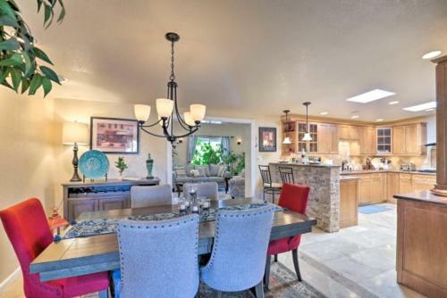 Luxury Tucson Home With Game Room And Spa Master Retreat