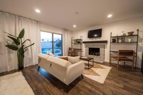 Bella Luna Retreat By Homeslice Stays