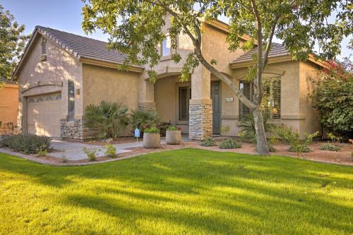 Lovely Retreat With Pool On Legacy Golf Course!