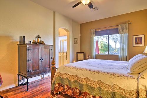Lovely Retreat With Pool On Legacy Golf Course!