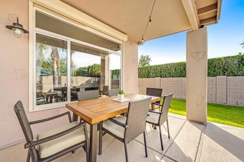 Sunny Scottsdale Majesty