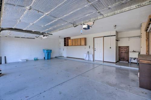 Airy Scottsdale Home Near World-class Golf!